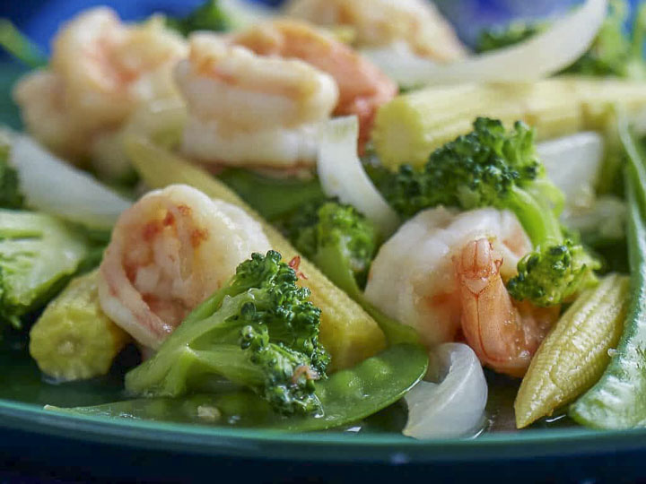 steam shrimp with mixed vegetable